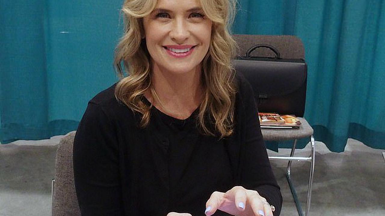 Actress kristy hill Schuyler Fisk Actress kristy hill Top 70