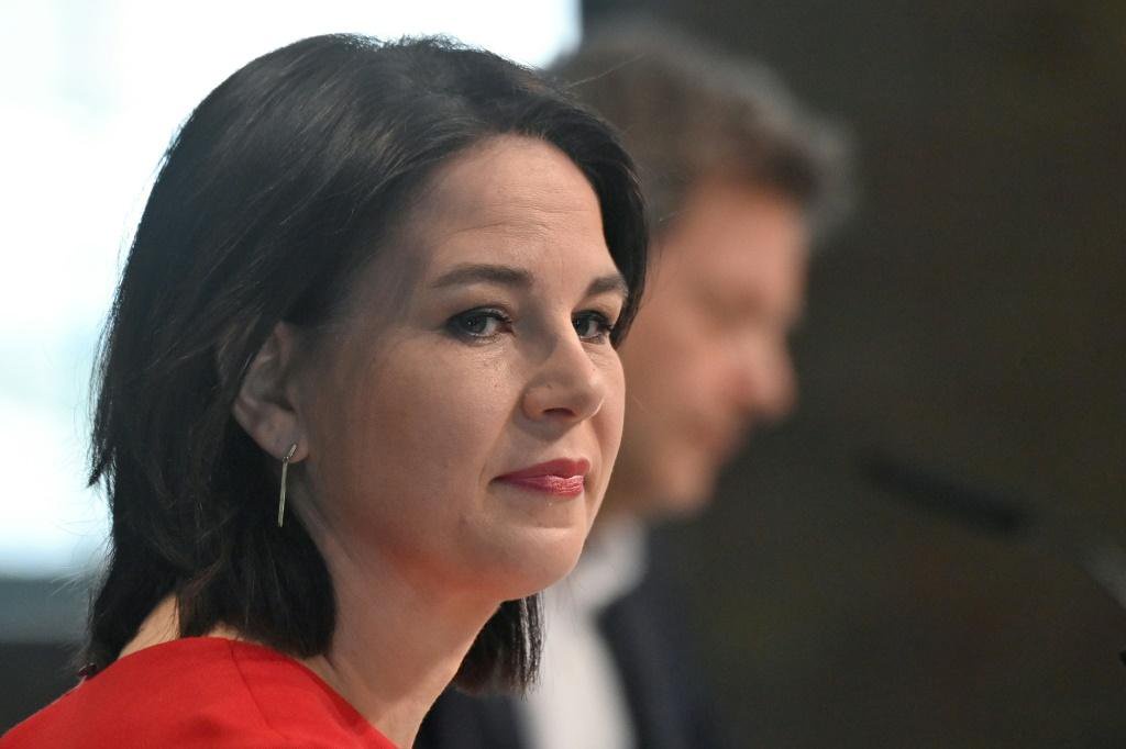 Surging German Greens Name Annalena Baerbock For Merkel S Crown Opera News [ 720 x 1280 Pixel ]