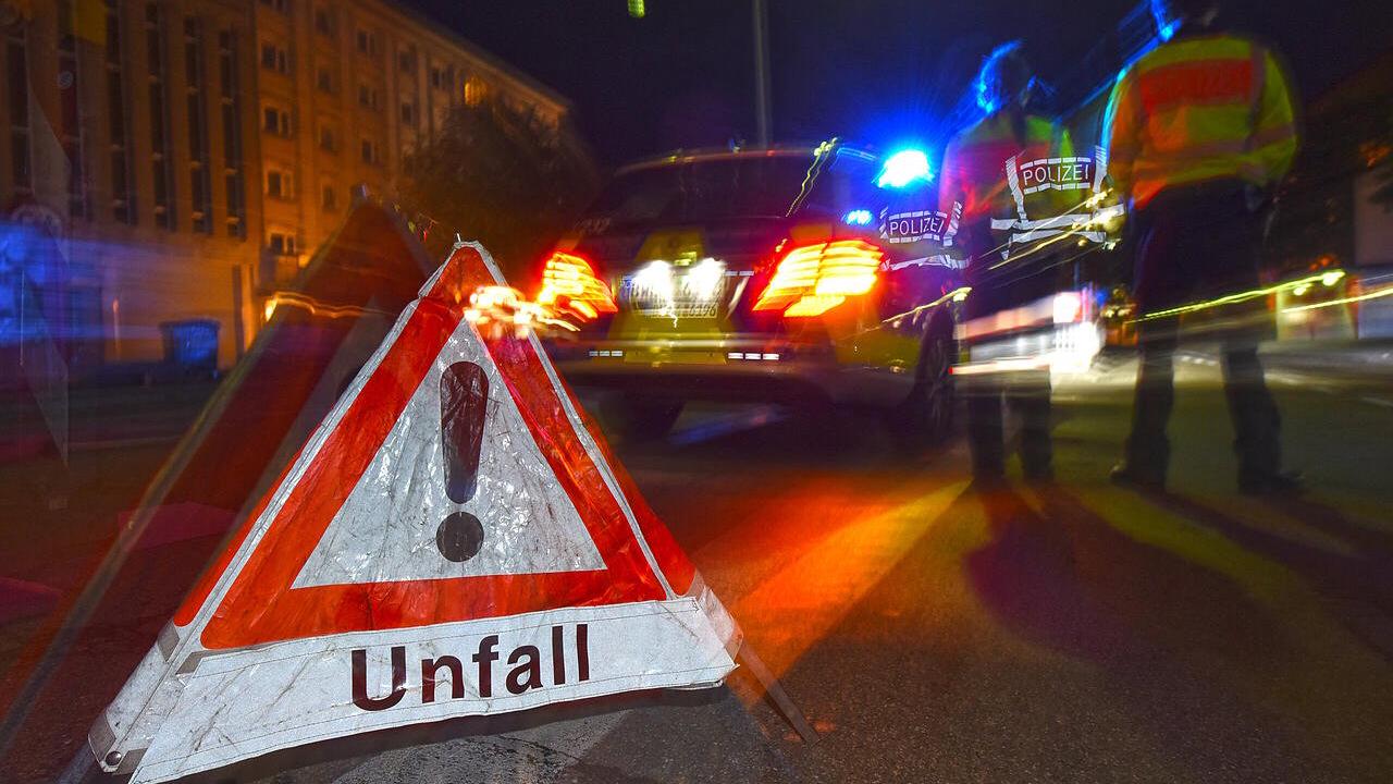 Hoher Sachschaden bei Verkehrsunfall in Aschaffenburger Innenstadt