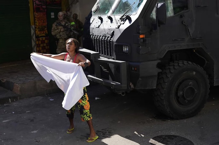 Favela massacre in Brazil leaves at least 18 dead (photos)