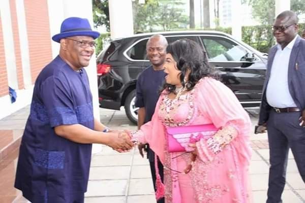 Gov. Wike Receives Goodluck Jonathan And Mama Peace In Rivers