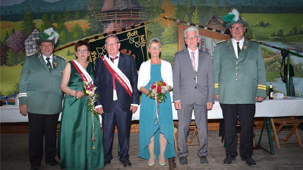 Familie Schapdick sichert sich Königs- und Kaiserwürde in Lowick