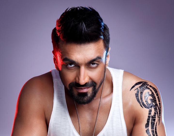 Top 20 Handsome Zee World Actors Female Fans Drool Over Glamtush