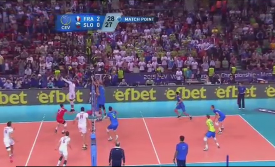 Jo De Tokyo Ou Bts Le Volleyeur Leo Meyer Contraint De Choisir Opera News