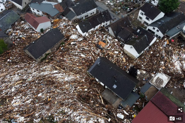 Scores dead and hundreds still missing in Germany landslide  (photos)