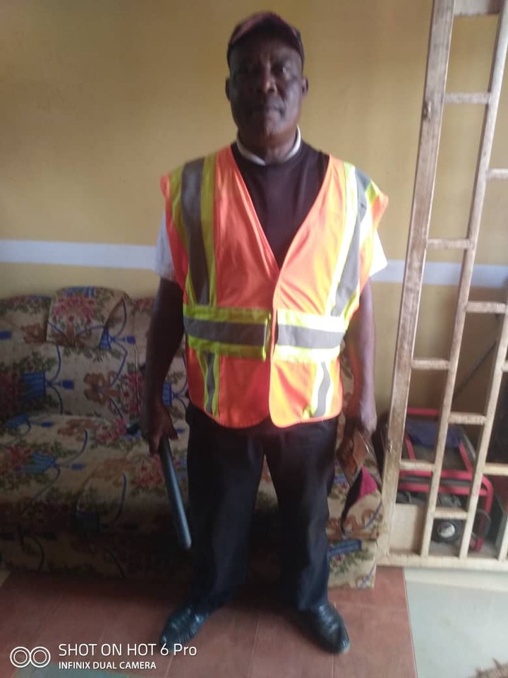 meet adegbenro adesanya a nigerian who is working as a traffic warden since 2018 in lagos state for free - de52395327df7eb82367fe686e6ac663 quality uhq resize 720 - Meet Adegbenro Adesanya A Nigerian Who Is Working As A Traffic Warden Since 2018 In Lagos State For Free - photo meet adegbenro adesanya a nigerian who is working as a traffic warden since 2018 in lagos state for free - de52395327df7eb82367fe686e6ac663 quality uhq resize 720 - Meet Adegbenro Adesanya A Nigerian Who Is Working As A Traffic Warden Since 2018 In Lagos State For Free