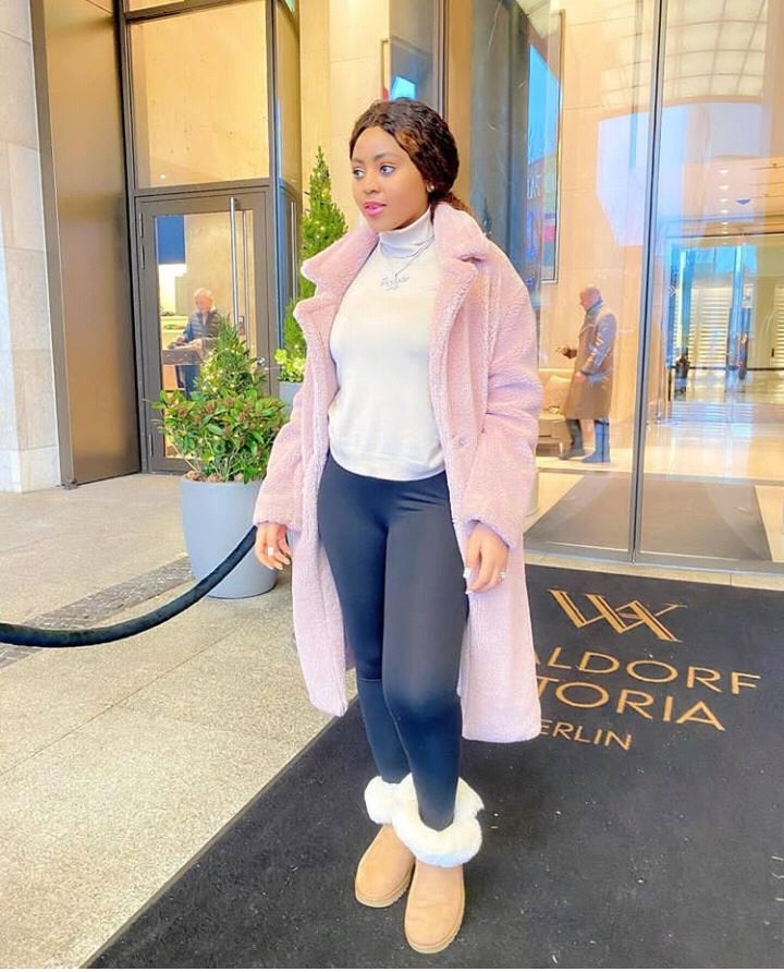 e039f251682285ca2f3445b216ad40bb?quality=uhq&format=jpeg&resize=720&watermark=true