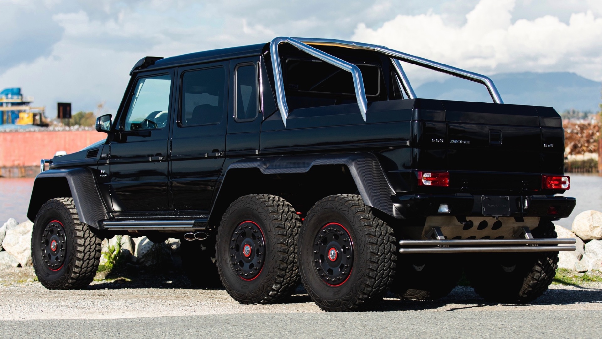 Raid The 401k 14 Mercedes Benz G63 Amg 6x6 For Sale On Bring A Trailer Opera News