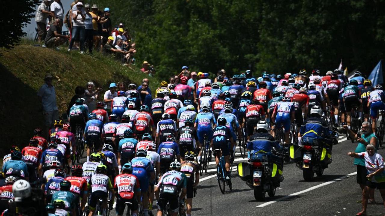 All of the riders and staff fined at the Tour de France up to stage 17