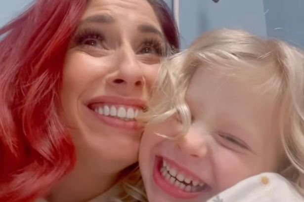 Stacey Solomon In Stitches As She Teases Joe Swash For Wearing Greggs ...