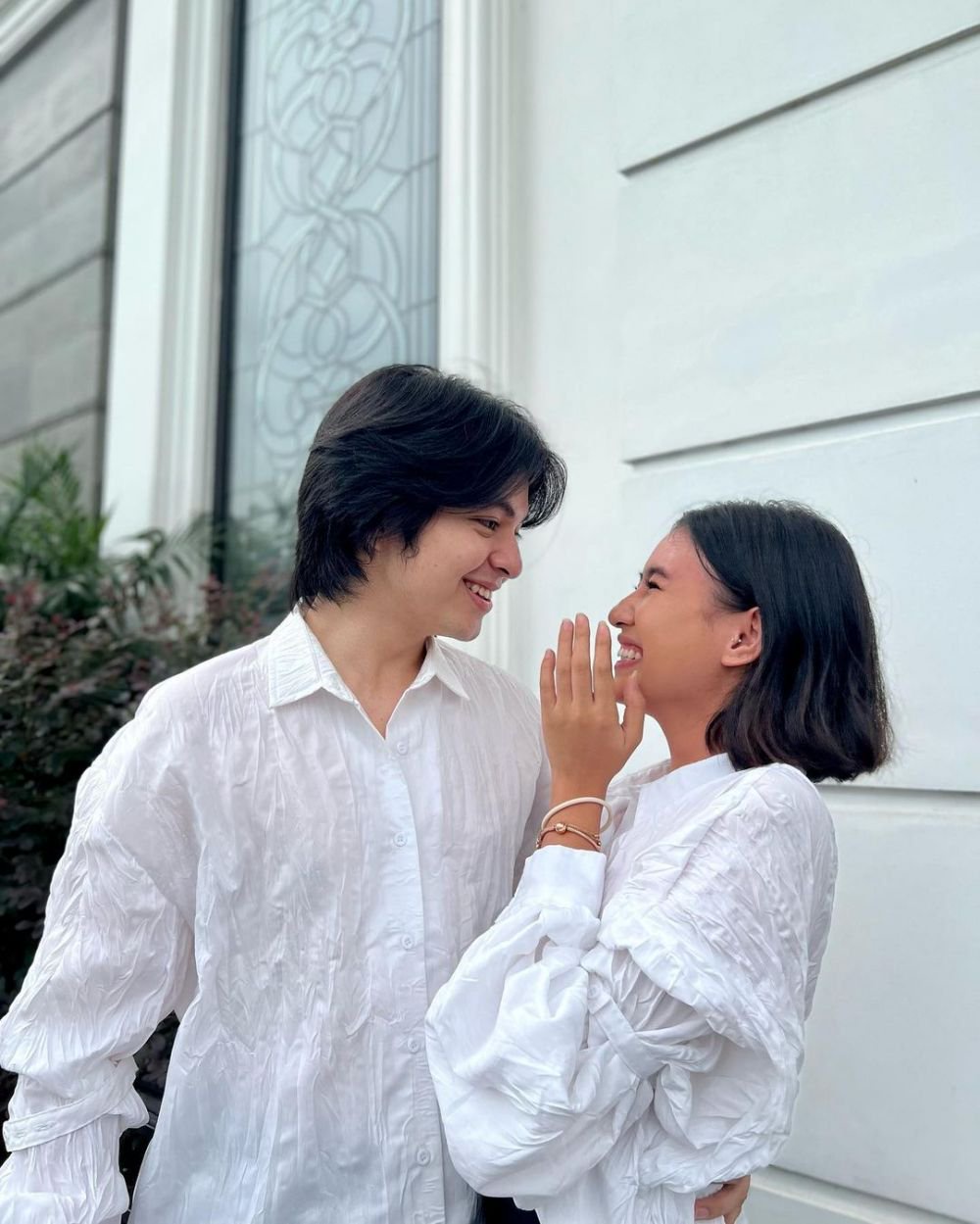 10 Adu Gaya Pacaran Selebritas Muda Tanah Air, Siapa Paling Uwu?