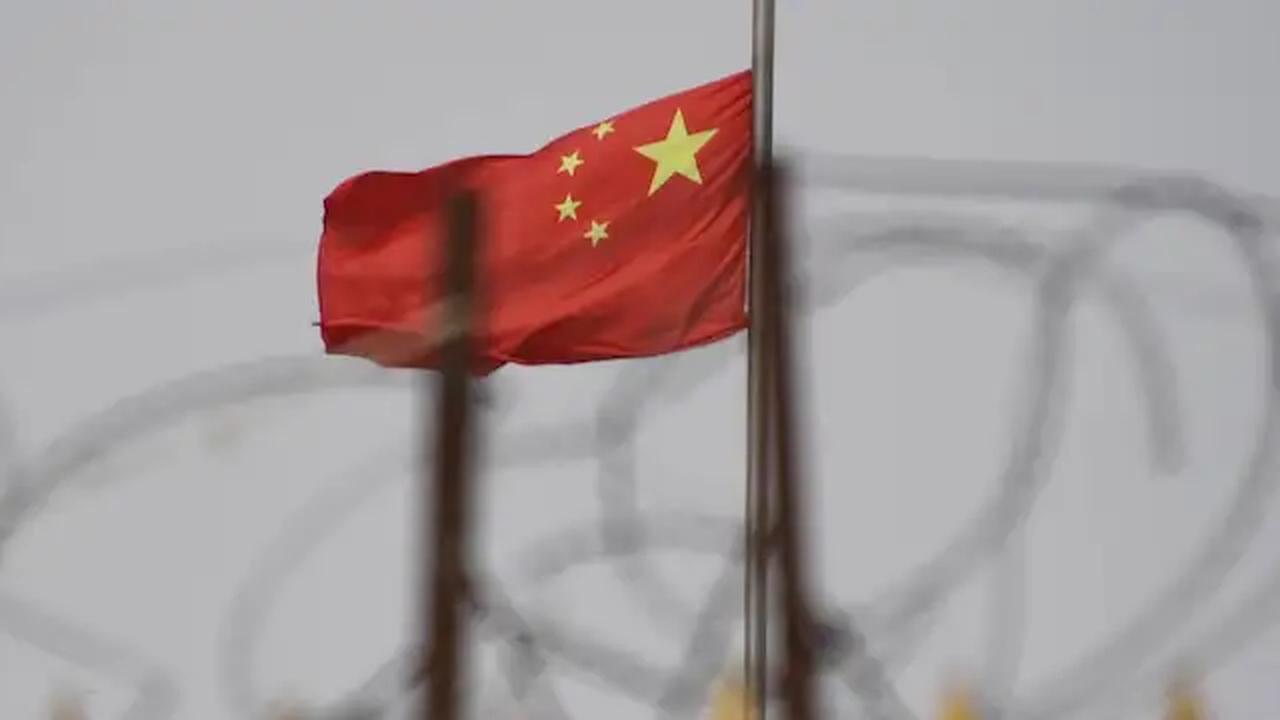 Uiguren in China: Schockierende Bilder und vertiefende Geschäfte