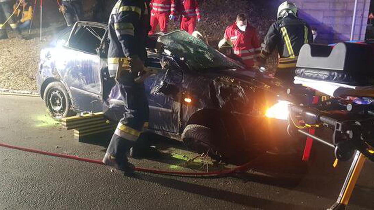 Großeinsatz in Kapfenberg: Verkehrsunfall mit tödlichem Ausgang