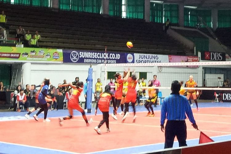 Pertandingan Jakarta PGN Popsivo Polwan menghadapi Bandung Bank BJB Pakuan.