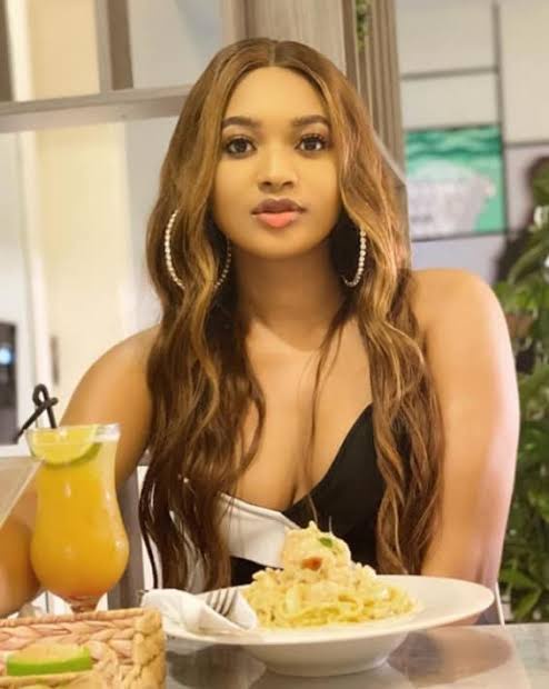 e99b6dac24cc4138a977bae8b99043d0?quality=uhq&format=webp&resize=720&watermark=true