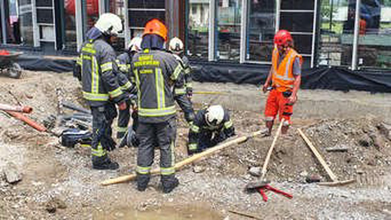 Gasleitung bei Bauarbeiten in Liefering zerstört - Einsatz für die Feuerwehr Salzburg