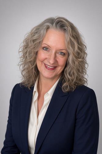 Realtor helps older adults see scams, pitfalls and the way forward