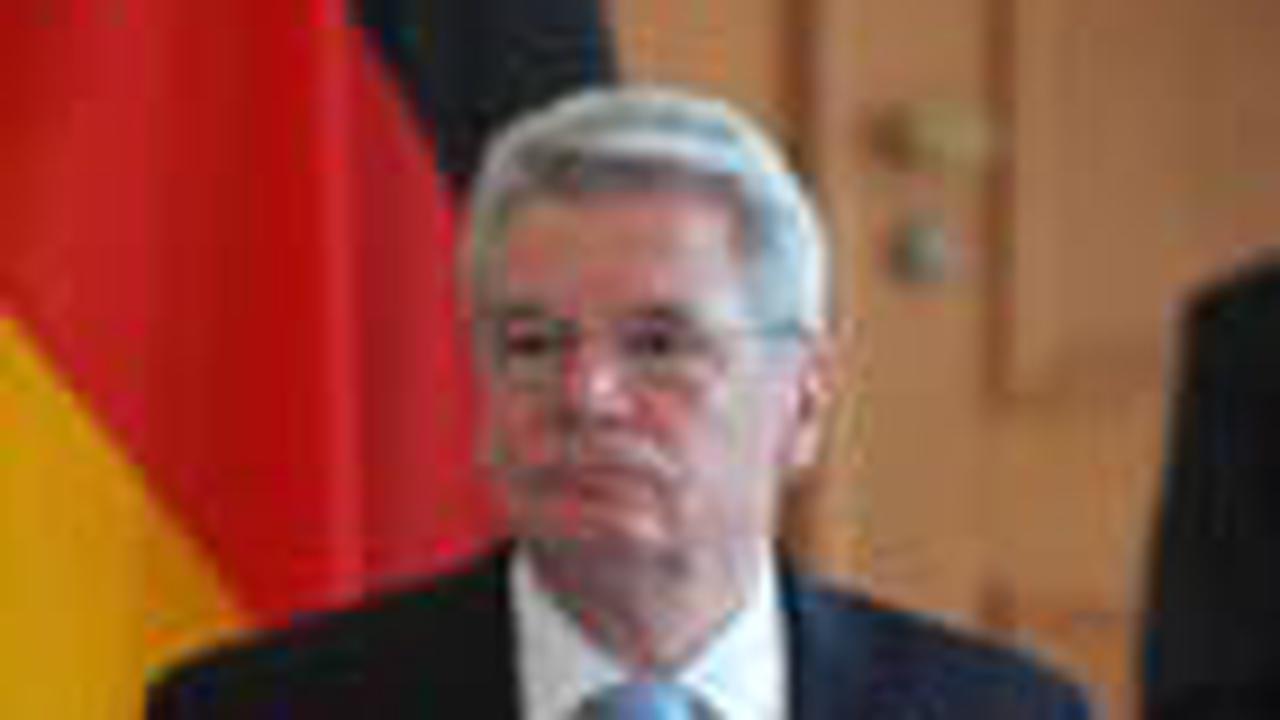 Gauck begrüßt Debatte über Pflichtdienst