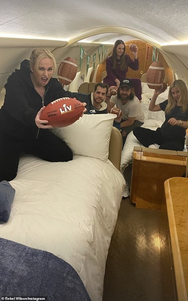 Rebel Wilson Parties With Friends As She Charters A Private Jet To The Super Bowl Following Her Split With Multi Millionaire Brewery Heir Jacob Busch Opera News