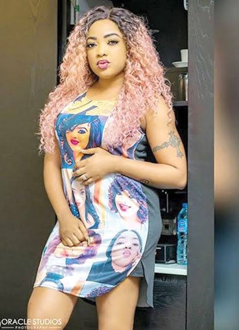 ee11bf45b88c11fad217ae39d16a12c8?quality=uhq&format=jpeg&resize=720&resize=720&watermark=true