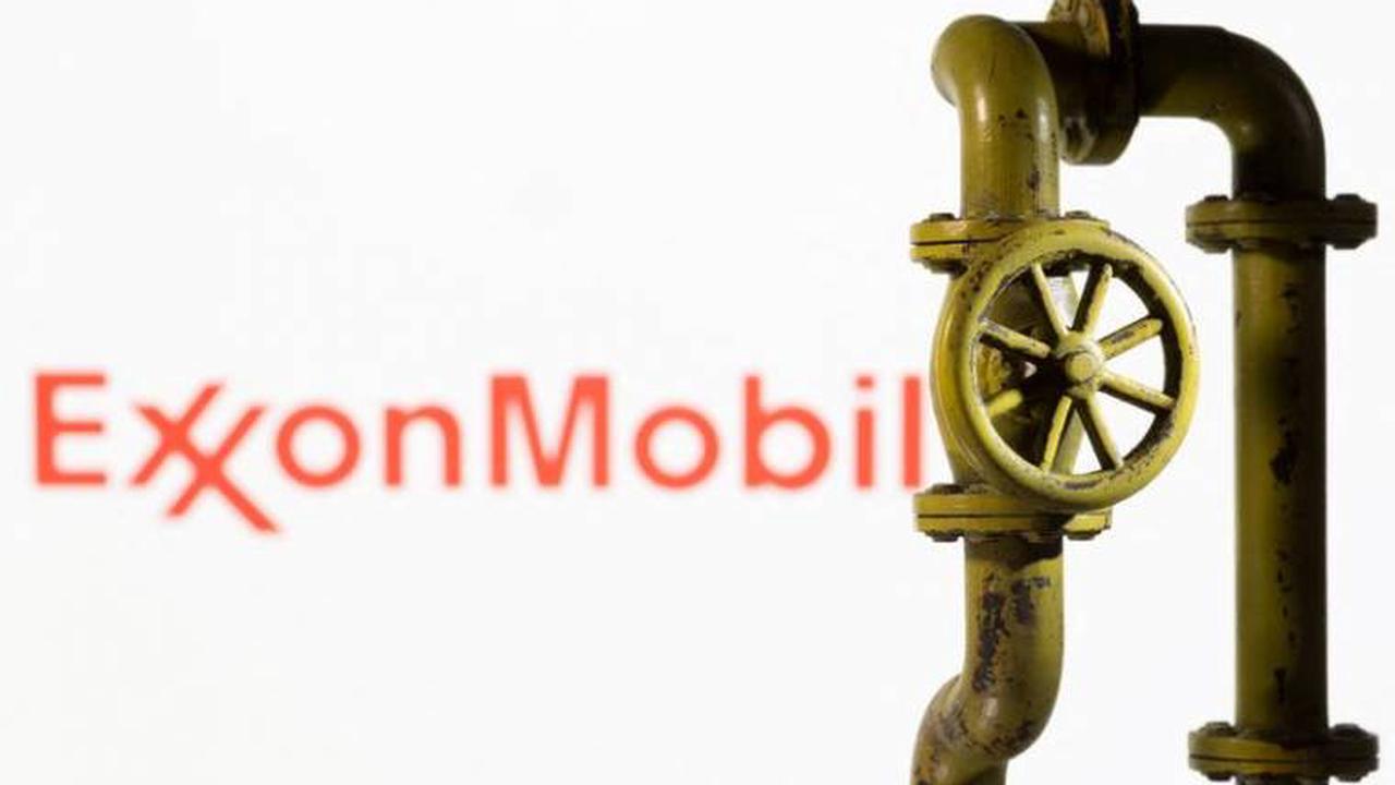 France-Exxon annonce la levée de la grève à la raffinerie de Fos-sur-Mer