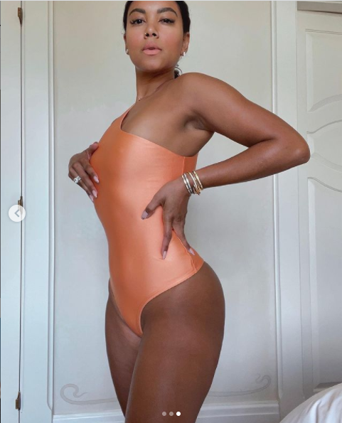 Eniko Hart flaunts her stunning figure in sexy bodysuit (photos)