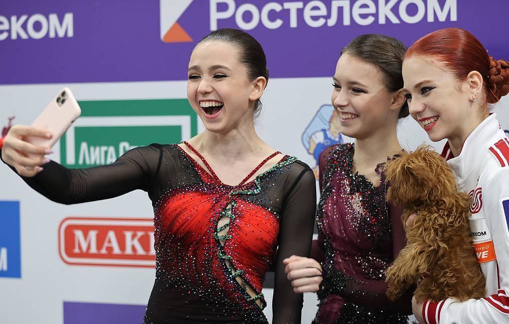 Figure Skaters Valiyeva Trusova Shcherbakova Join Team Russia For European Championships Opera News