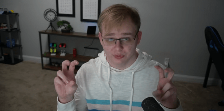 Callmecarson Is Donating Youtube Profits To Charity But Does It Excuse His Alleged Grooming Of Minors Opera News