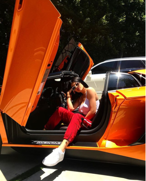 Kylie Jenner Lamborghini 2022