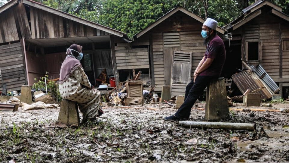 Ustaz Ebit Lew Plans To Rebuild House Of Pahang Flood Victim Who Lost Everything Opera News
