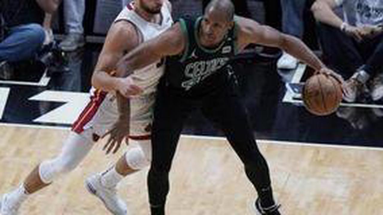 Basketball : Boston Celtics fehlt in NBA noch ein Sieg zum Final-Einzug