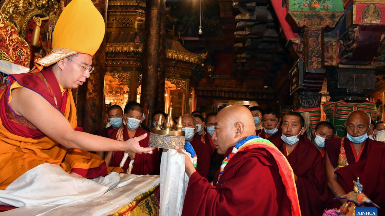 Panchen Rinpoche nimmt an religiösen Aktivitäten in Tibet teil