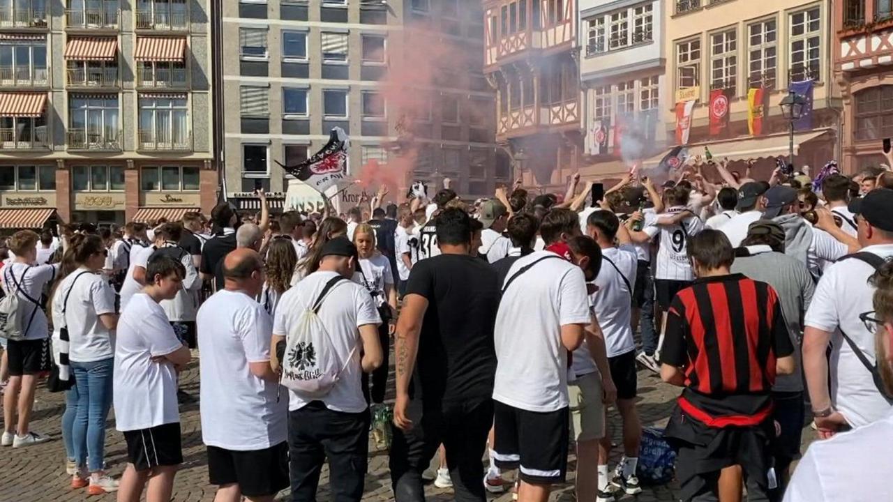 Vorfreude in Frankfurt und Sevilla: Eintracht-Fans stimmen sich auf EL-Finale ein