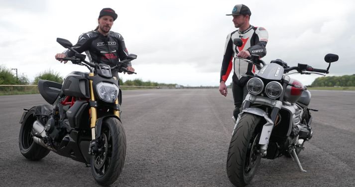 Triumph Rocket 3 R Vs Ducati Diavel 1260 S Race Sees Two 160 Hp Muscle Bikes Face Off Opera News