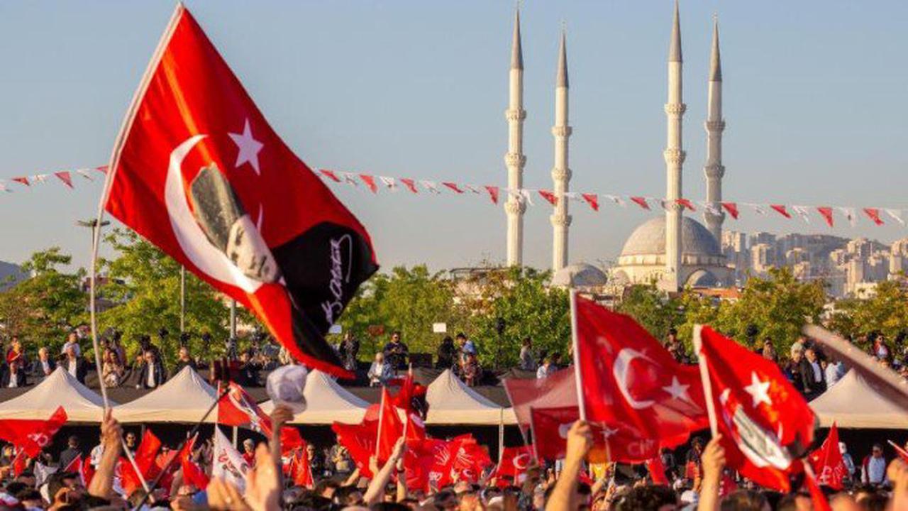 Demonstrationen : Proteste: Urteil gegen Oppositionspolitikerin in Istanbul