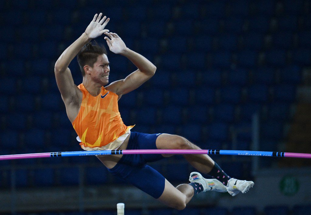 Ej Obiena Rises To World No 6 In Pole Vault Ahead Of Tokyo Olympics Opera News