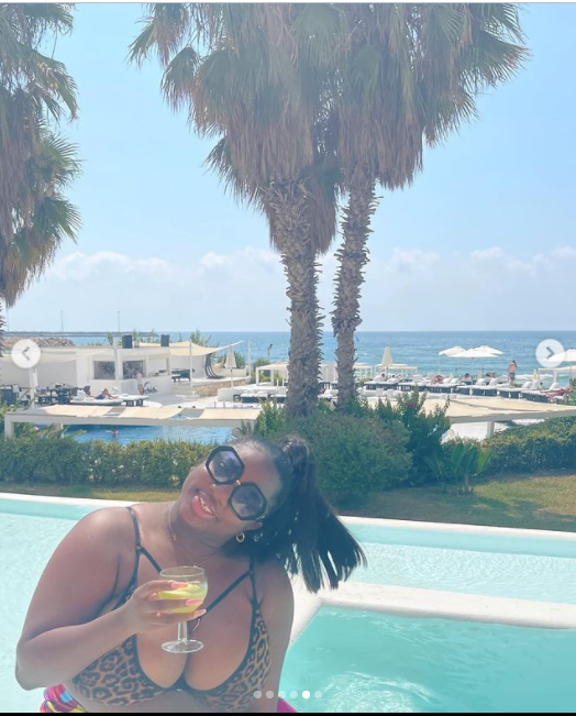 BBNaija star, Dorathy flaunts her bikini body while on vacation (photos)