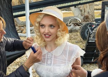 Mank In Color Images Drop Opera News