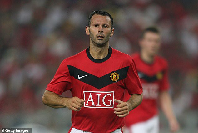 Rio Ferdinand S Agent Jake Mallen Questions Why Ryan Giggs Didn T Make The Premier League Hall