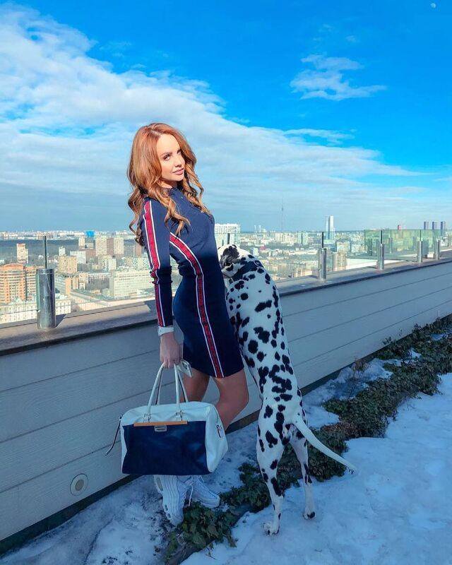 Novye Nepriyatnosti Pevica Maksim Byla Gospitalizirovana S Pnevmoniej Opera News