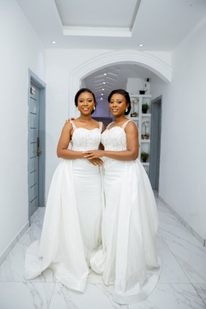 This is Ivy and Ivy, the twin sisters who married same day