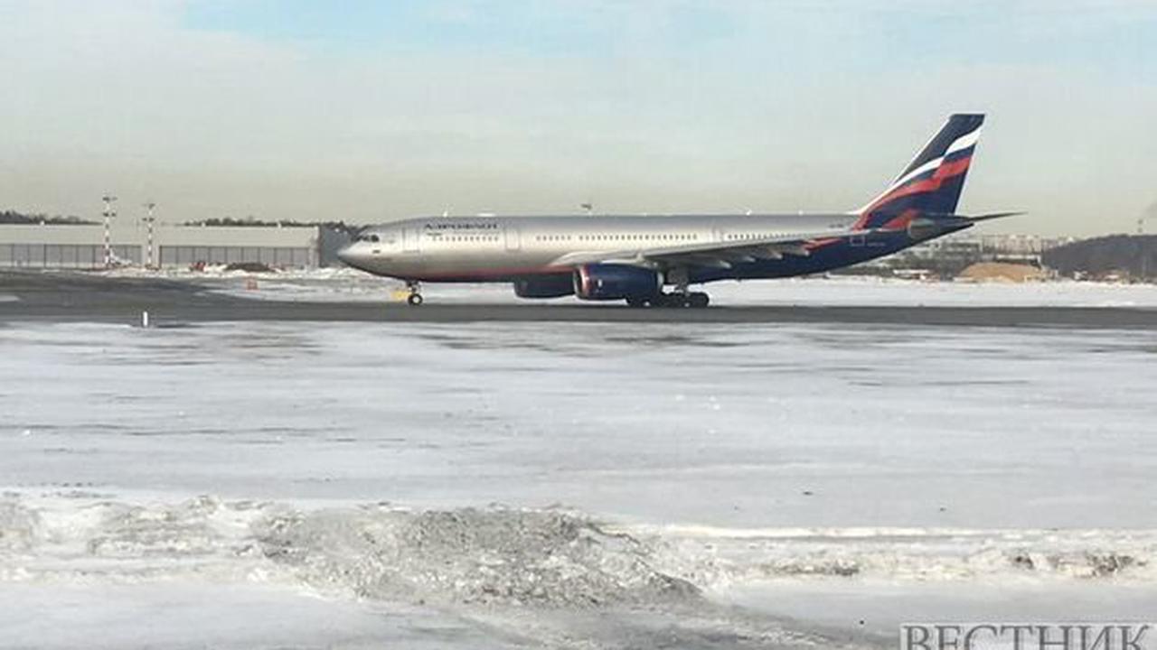 Аэропорт Краснодара второй раз за сутки приостановил работу из-за ливневого снегопада