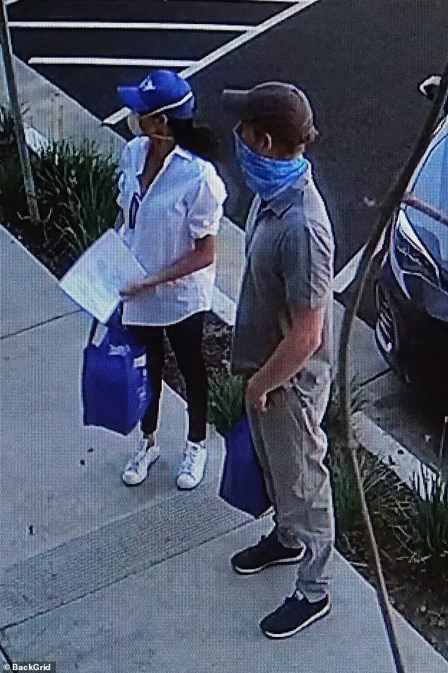 Dressed casually in jeans, Harry and Meghan both followed by California's new rules regarding face coverings, issued by Gov. Newsom on April 15.
