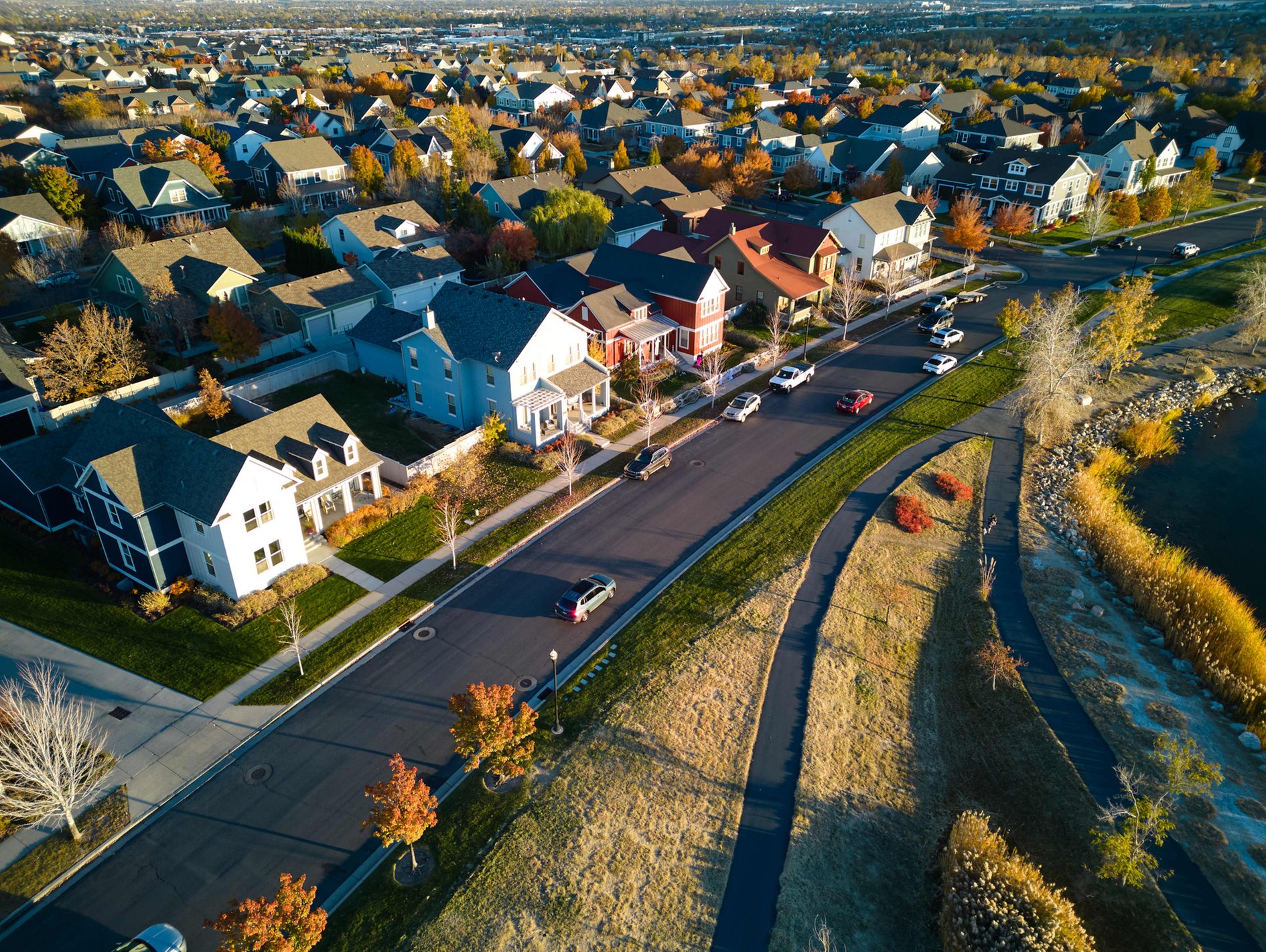 Mortgage rates are at a one-month low. Six experts weigh in on where they may go in November