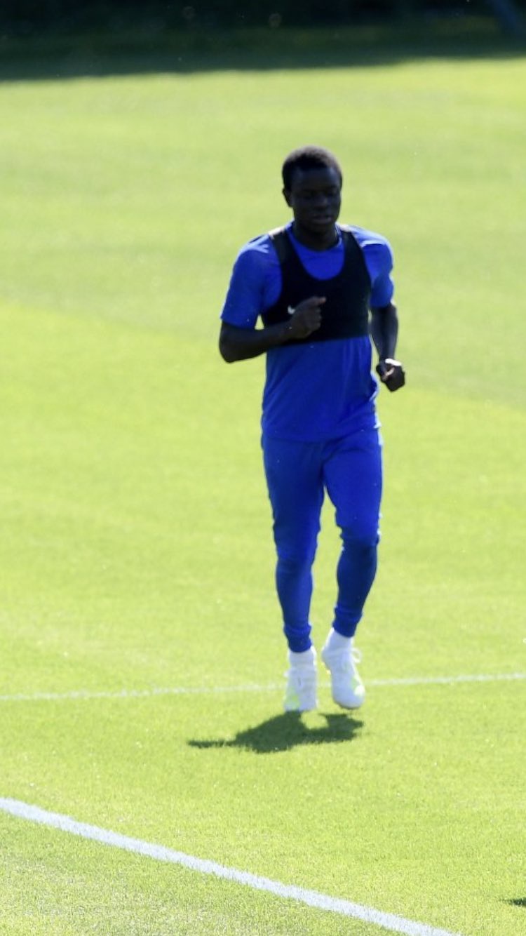 ff5636be64f9583888c2869b83258498?quality=uhq&format=webp&resize=720&watermark=true